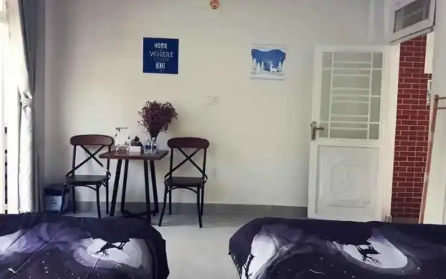 The 1987 Dalat House