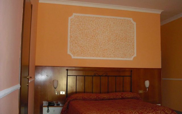 DH Hotel