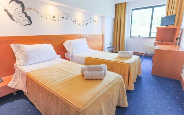 Hotel Planet International