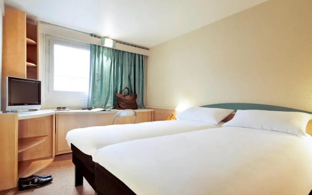 Ibis Lyon Lisle dAbeau
