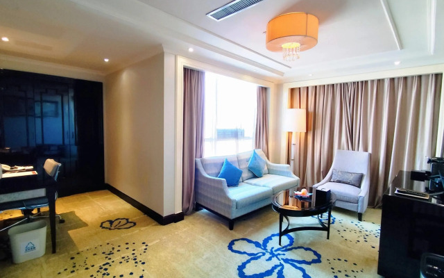 Ramada Plaza Tian Lu