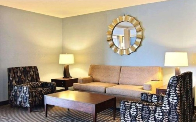 Quality Inn Thief River Falls