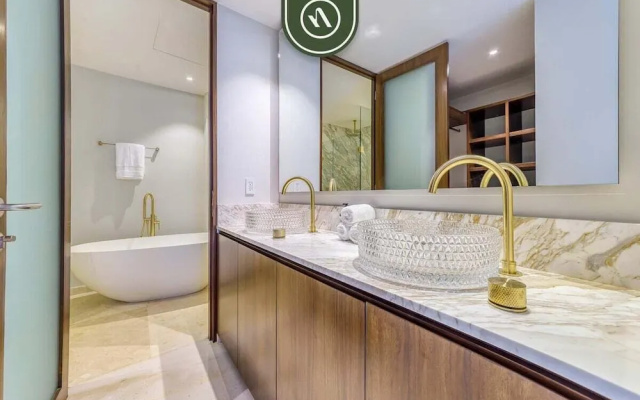 New 3BR Condo - Oceanview Terrace - Private Beach