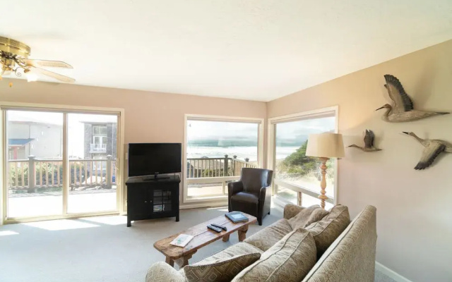 Neptune Beach - 3 Br Home