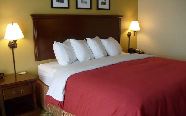 Country Inn & Suites Charleston