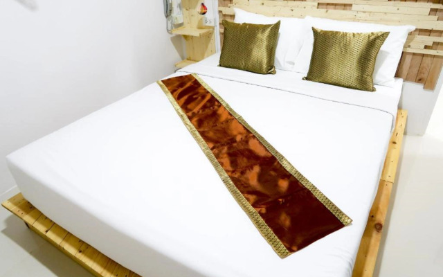 Baan URT Suratthani Airport Hotel