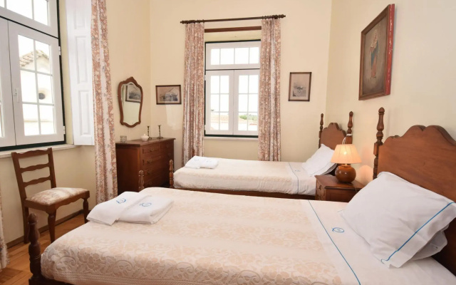 Lush Mansion In Aldeia Galega With Private Pool