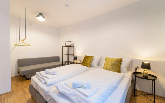 RHC Central Station Premium Apartments | contactless check-in