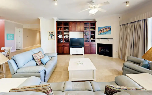 Intracoastal Grand Retreat #901 - 5 Br Condo