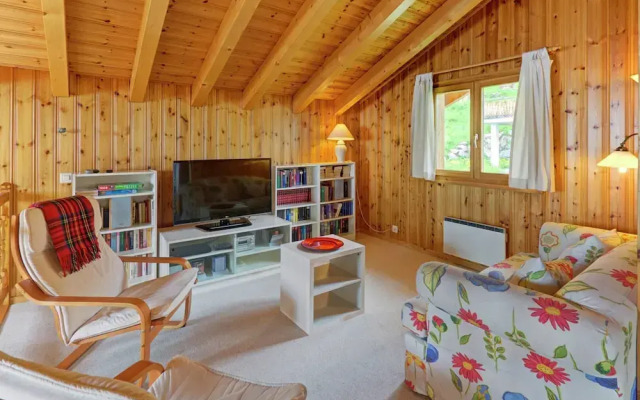 Chalet in Les Collons Near Ski Lift & Snowpark