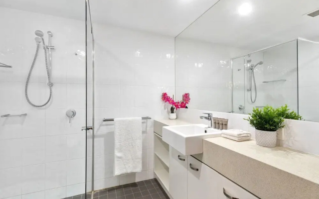 2BR Coolum Beach Escape