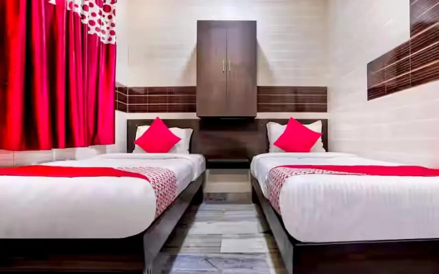 Chellam Residency