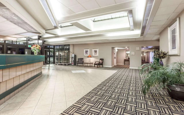 Howard Johnson Hotel Yakima