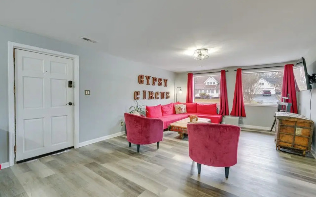 Comfy Kingsport Apartment - Walk to Brewery!