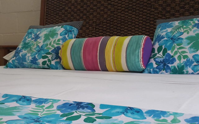 The Black Pearl Beach Side Apartments