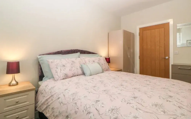 Apartment 18