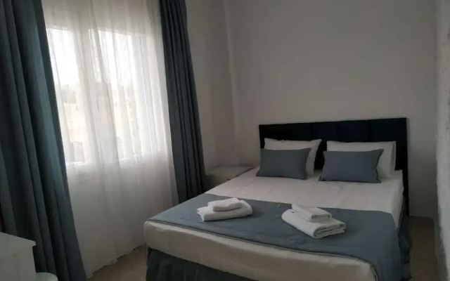 Alacati Tuana Hotel