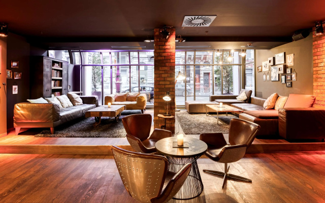Отель pentahotel Brussels City Centre
