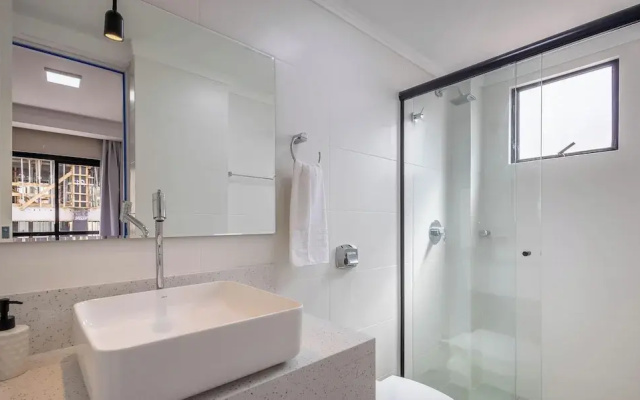 3-bedroom Apt 400m From the Beach Mdv0602