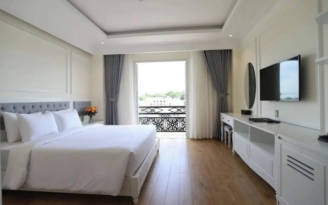 Nature Hotel - Pham Hong Thai
