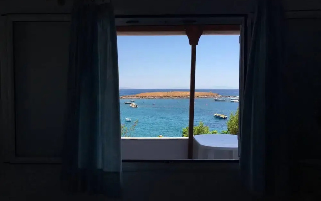 Remarkable 3double-bed House in Daskalio