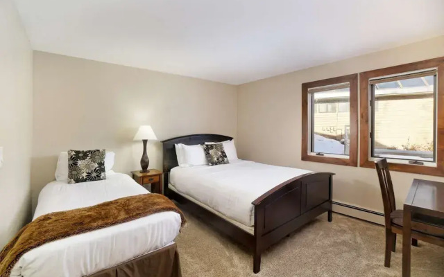 Woodbridge Condos by iTrip Aspen Snowmass