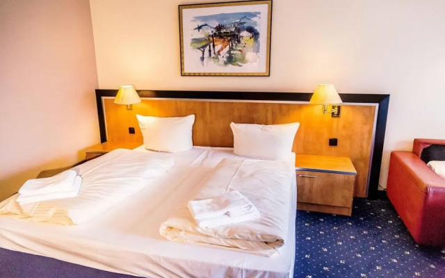 Seafront Apartment HS 460