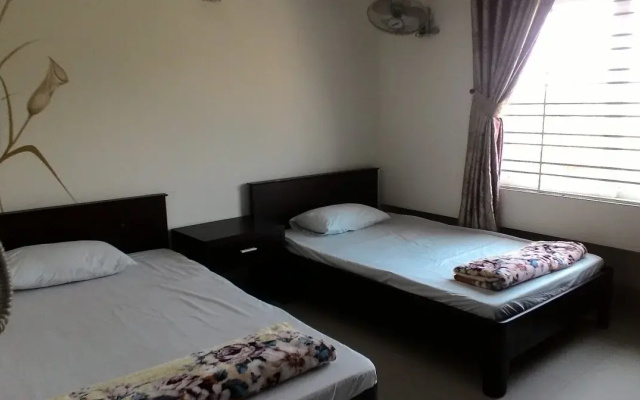 Hoàng Nhân Hotel