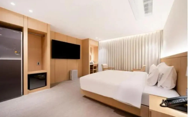 H Avenue Hotel Deokjingu