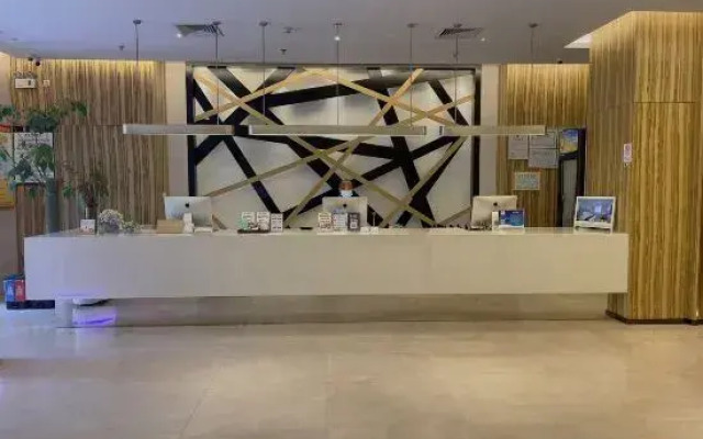 Hecheng Hotel