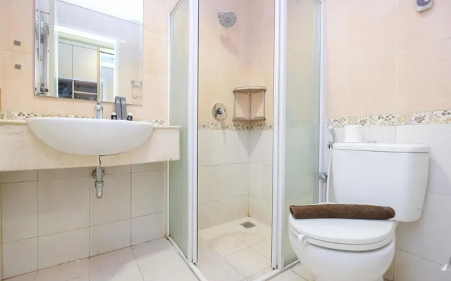 Comfort And Strategic 1Br At The Boulevard Apartment
