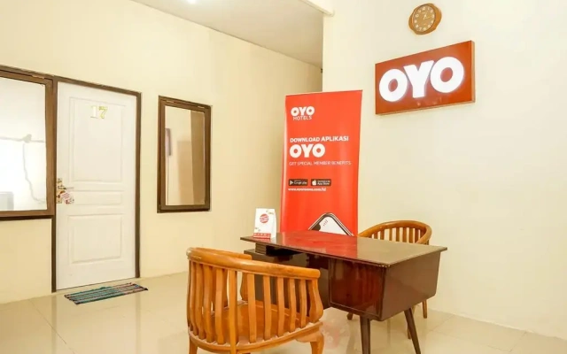 OYO 494 Nadia Homestay Syariah Near RSU Premier Surabaya Kota Surabaya