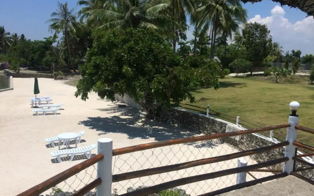 Tauig Beach Resort