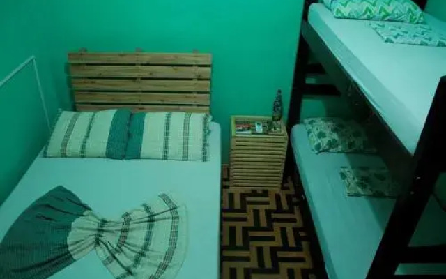 Tropicalista Hostel
