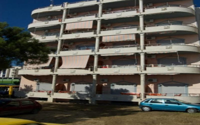 Отель Benilva Албания, Дуррес - отзывы, цены и фото номеров - забронировать отель Benilva онлайн вид на фасад