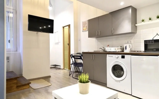 BpR Király Street Nest with A/C