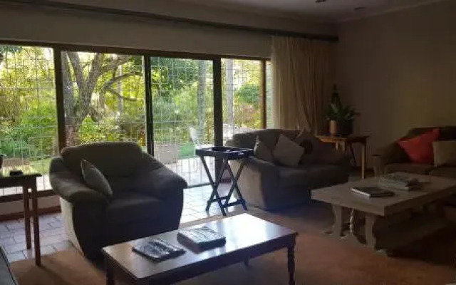 Plaas Guest House