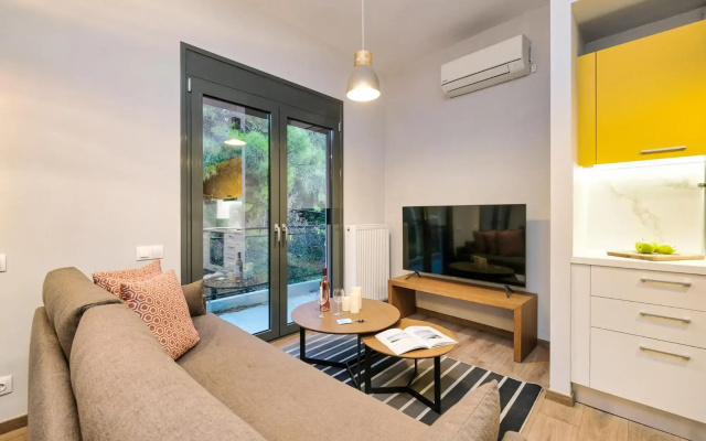 Strefi Hill Suites