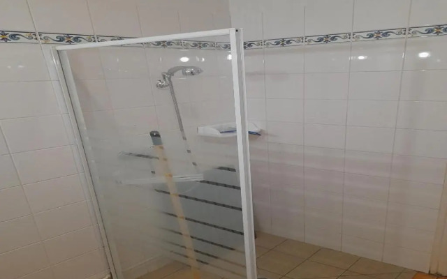LOGEMENT T2 PMR piscine Privée 400m de la Plage