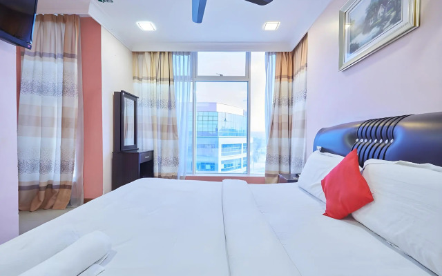 OYO 714 Arina Hotel