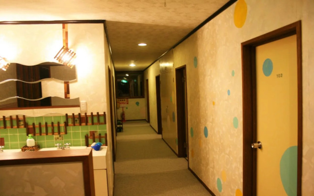 E-Joy Hostel