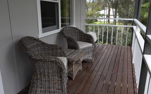 Paradise Bungalow Waterfront