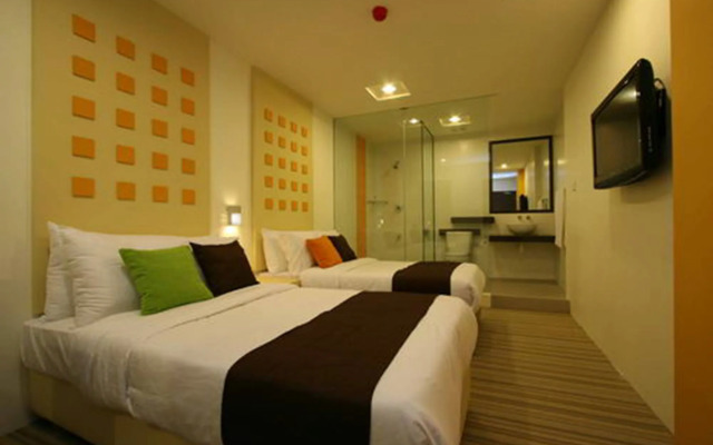Hotel 98