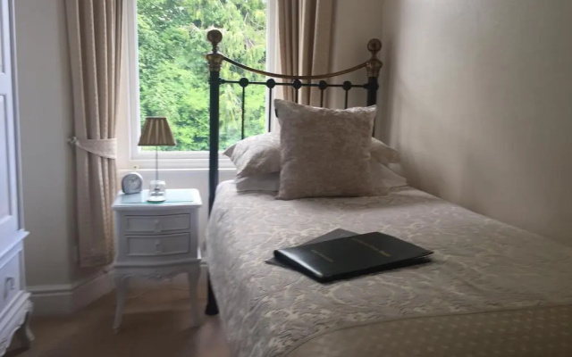 Kenilworth Guest House