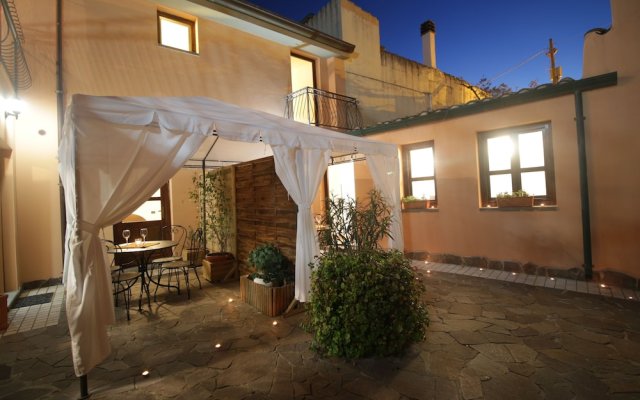 Residenza Maria Antonia - Historical Suite in Orosei, Italy from 97$, photos, reviews - zenhotels.com hotel front