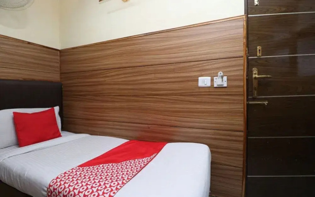 Collection O 3504 Vivek International Hotel