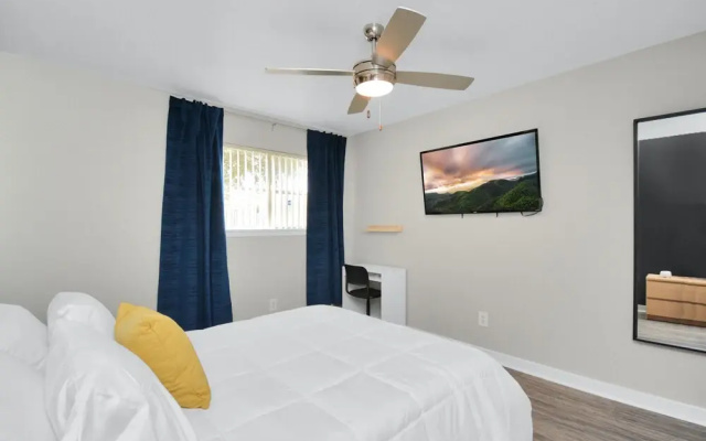 Tx Home Group - Uptown Galleria