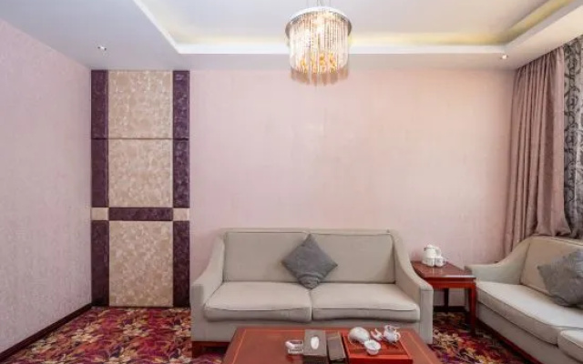 Golden Key Hotel (Jinjiang International Airport Wudianshi Branch)