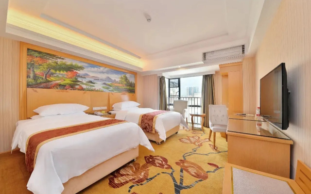 Vienna Hotel Shenzhen Xixiang Gushu Branch