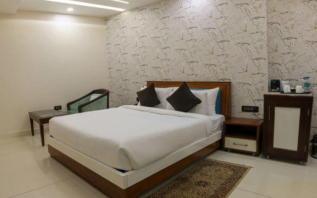 Leela Grande Hotel